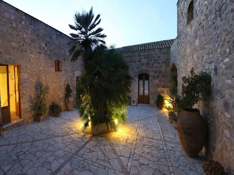 Hotel Baglio Santacroce Valderice 3*,  Italien